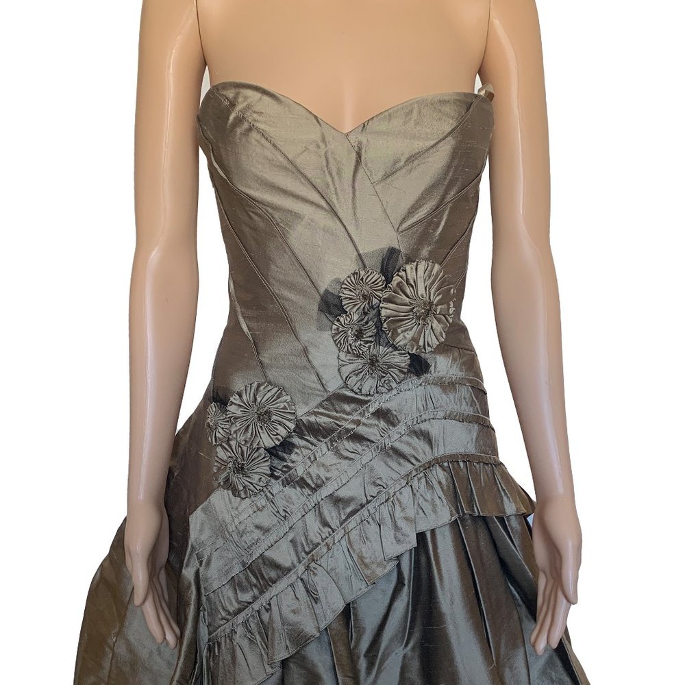 NWT BCBGMaxAzria BCBG Cocteil Oven Gold Dress